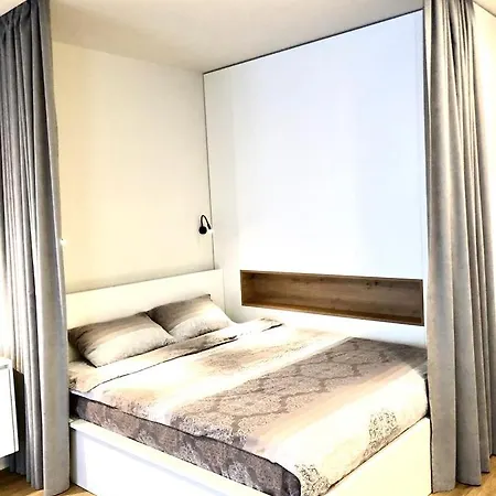 Osapart Apartments In A Complex Great Britain 利沃夫 外观 照片