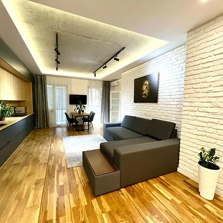 Osapart Apartments In A Complex Great Britain 利沃夫 外观 照片