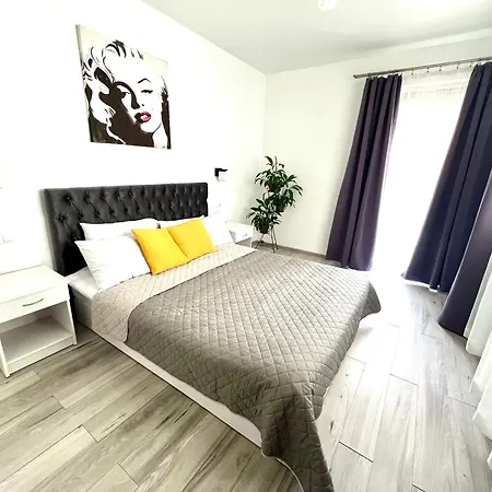 Osapart Apartments In A Complex Great Britain 利沃夫 外观 照片