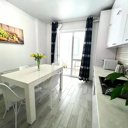 Osapart Apartments In A Complex Great Britain 利沃夫 外观 照片