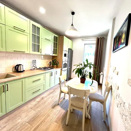 Osapart Apartments In A Complex Great Britain 利沃夫 外观 照片