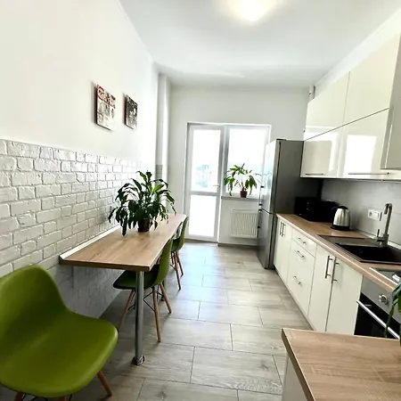 Osapart Apartments In A Complex Great Britain 利沃夫 外观 照片